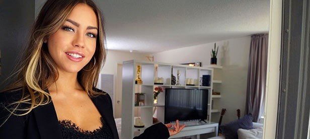 Real Estate Agent gets Horny and Makes Sex Video with Client (PropertySex) (2020 | SD)