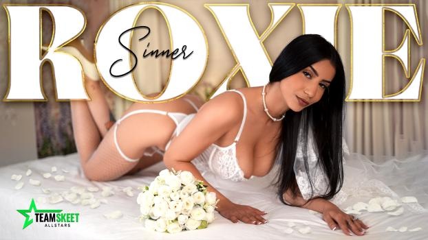 Roxie Sinner - May Spotlight: Roxie Sinner is Desperate to Get Pounded (2025 | FullHD)