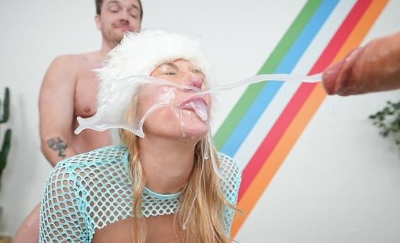 Addison Vodka - Snow Bunny Facialed (2025 | FullHD)