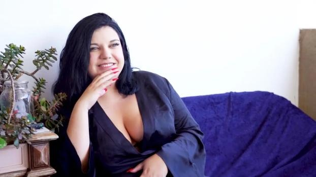 Cerise - Cerise, 22 years old, masseuse in Paris! (2025 | FullHD)