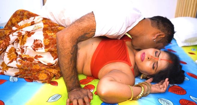 Desi Bang - Busty Indian MILF Gets Nailed (2025 | FullHD)