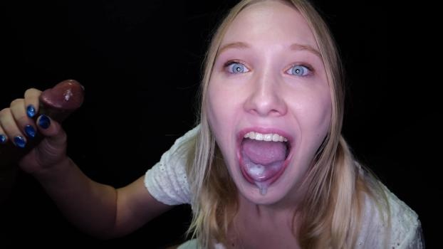 Mckenna Lynn - Mckenna Lynn First Gloryhole (2025 | FullHD)